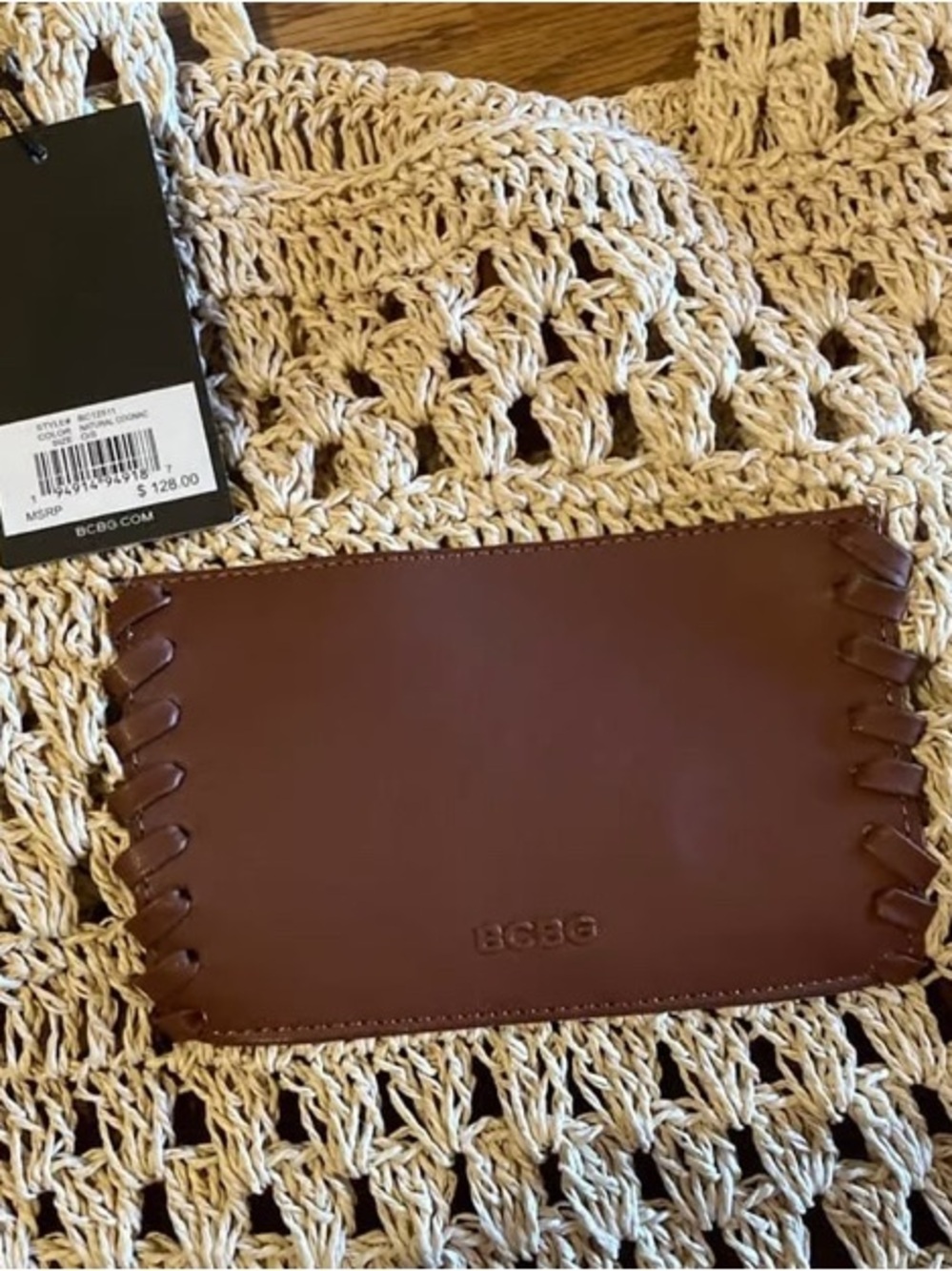 BCBG S/S 2025 Raffia Tote - Picture 4 of 5